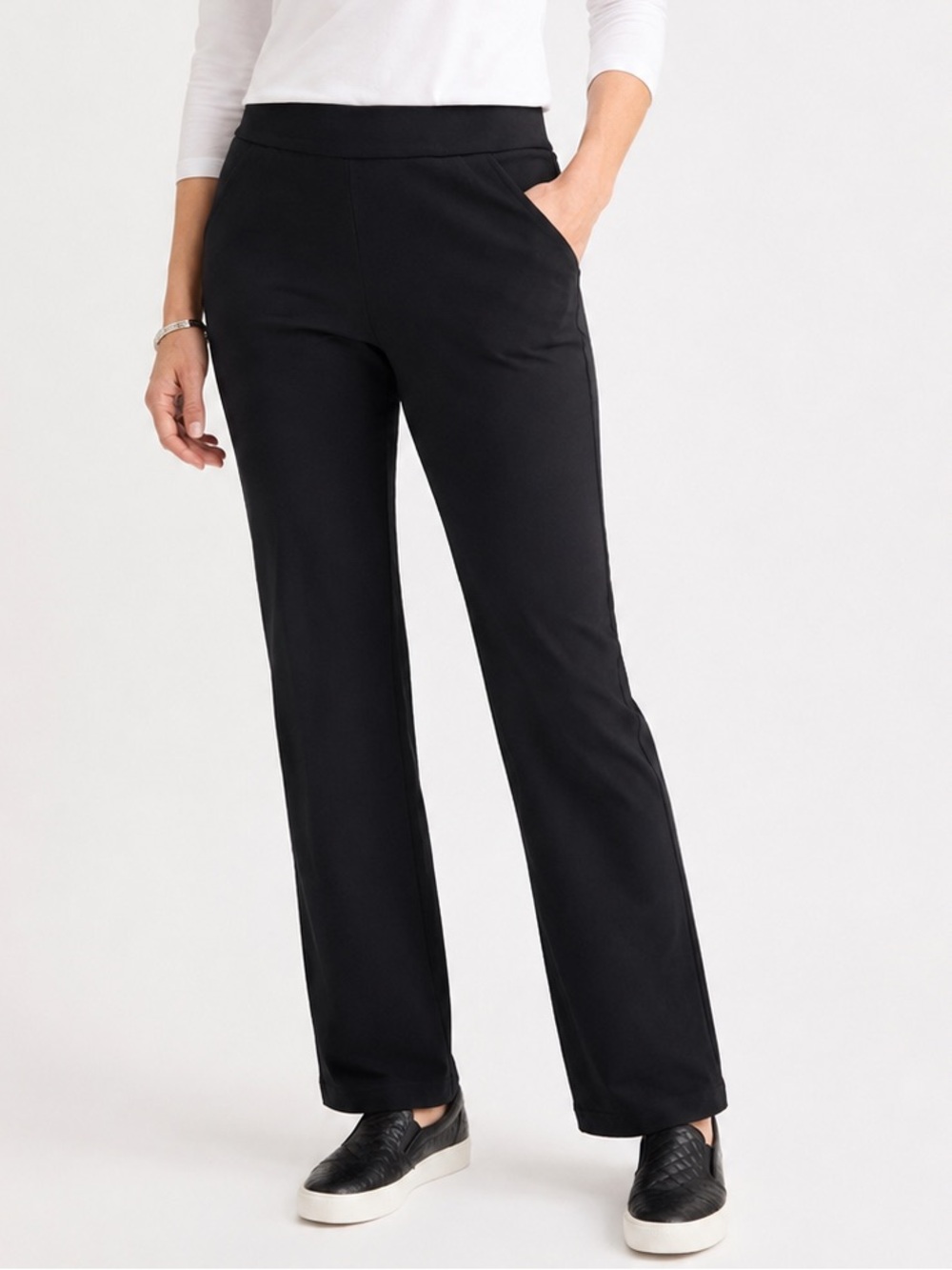 Chico’s Travelers Collection Navy Ankle Pants Size 1.5 = 10 / 12 Stretch Pull On